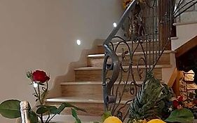 Al Chiaro Di Luna